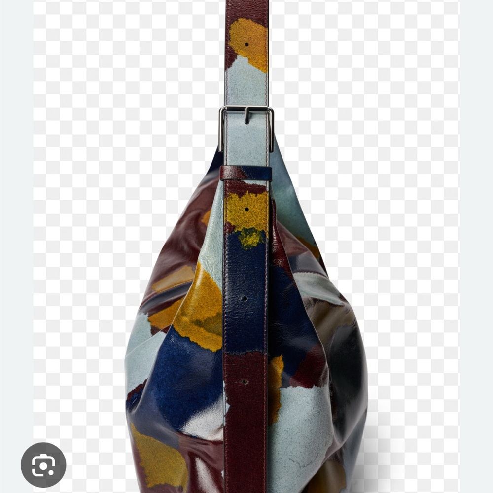 ECCO UPCYCLED LEATHER CAMO HOBO BAG - NEW WITH TAGS AND DUSTBAG - Picture 3 of 15